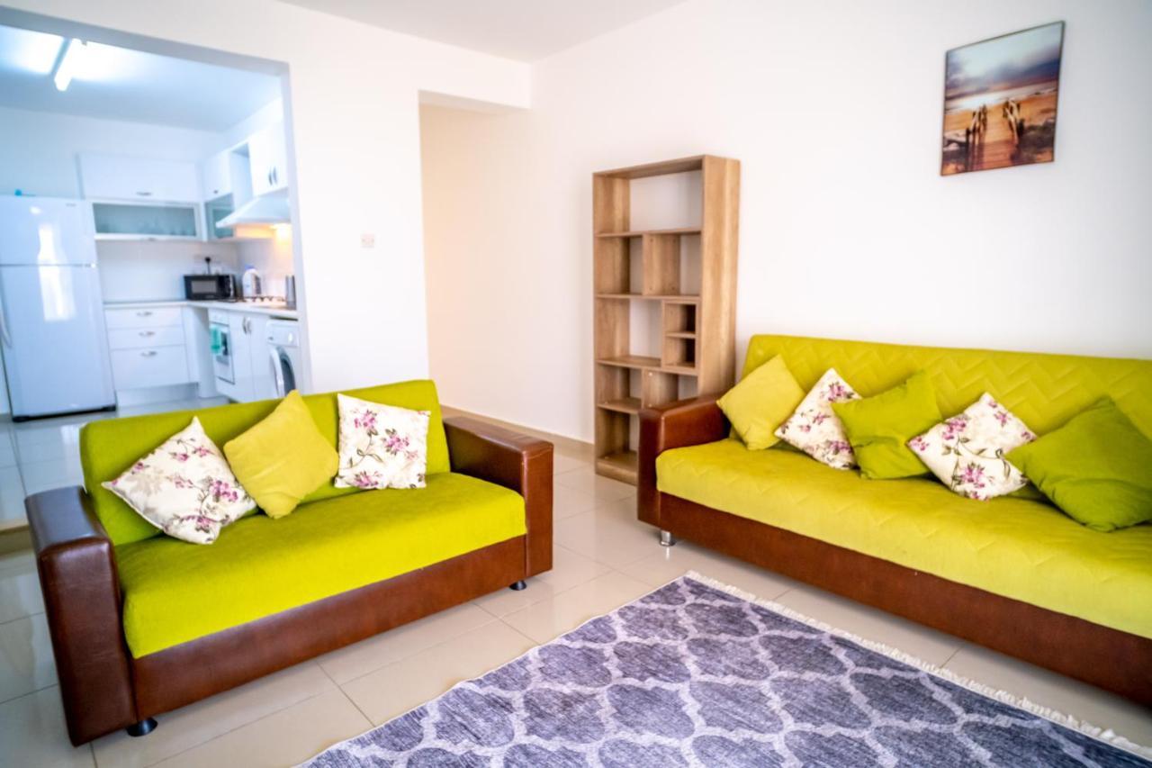 Spacious Three-Bedroom Apartment With Sea View A3 Kyrenia  Exterior photo